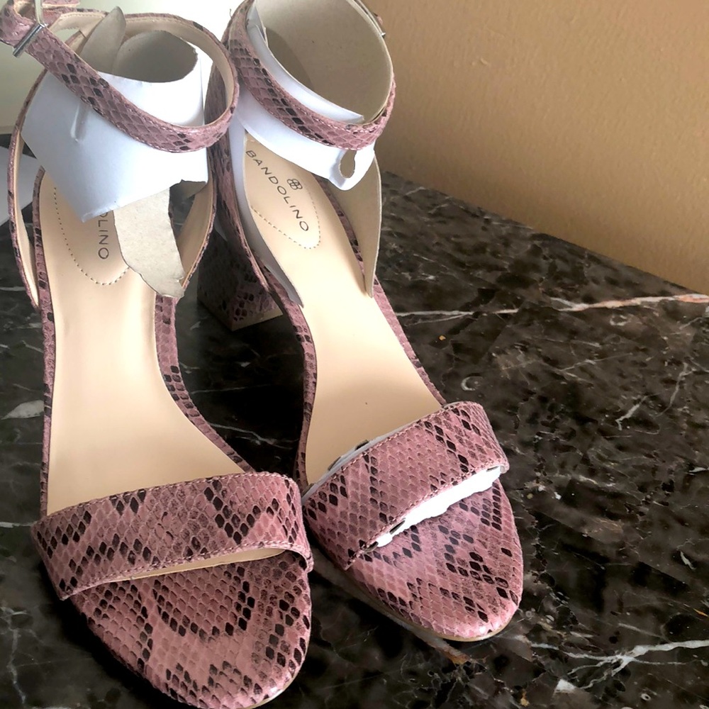 Woman’s shoes